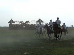 Lovasok háromszori szakrális országkerülése / Dreimal reiten um das Vaterland / Three times ride around the native country - 8