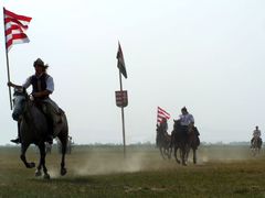 Lovasok háromszori szakrális országkerülése / Dreimal reiten um das Vaterland / Three times ride around the native country - 18