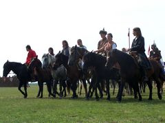 Lovasok háromszori szakrális országkerülése / Dreimal reiten um das Vaterland / Three times ride around the native country - 23