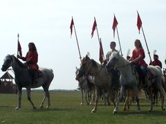 Lovasok háromszori szakrális országkerülése / Dreimal reiten um das Vaterland / Three times ride around the native country - 24
