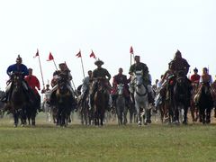 Lovasok háromszori szakrális országkerülése / Dreimal reiten um das Vaterland / Three times ride around the native country - 28