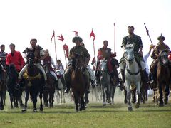 Lovasok háromszori szakrális országkerülése / Dreimal reiten um das Vaterland / Three times ride around the native country - 31