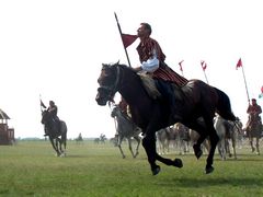 Lovasok háromszori szakrális országkerülése / Dreimal reiten um das Vaterland / Three times ride around the native country - 43