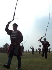 Ostormenet / Peitschengang / Whips march - 22