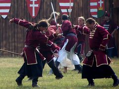 A vár ostroma (Testvérháború) / Die Belagerung der Festung (Bürgerkrieg) / The siege of the fortress (Civil war) - 27