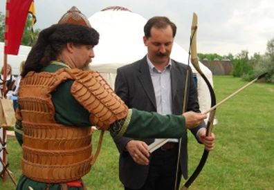 A 200 fontos pusztai j