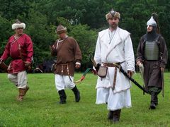 Gyülekeznek az íjászok / Die Bogenschützen versammeln sich / The archers assemble - 8