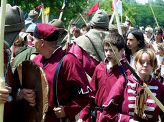 Gyülekeznek az íjászok / Die Bogenschützen versammeln sich / The archers assemble - 1