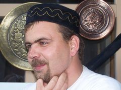 Kazahsztáni madjar fejfed magyarországi magyar fejen