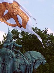 &Aacute;rp&aacute;d nagyfejedelem szobra / Denkmal des Gro&szlig;f&uuml;rsten Arpad / Monument of Grand Prince Arpad - 4