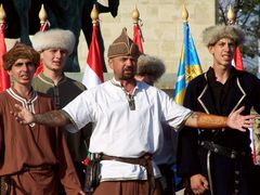 Haditan&aacute;cs / Kriegsrat / Council of war