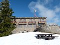 Nagy-Hideg-hegyi-turistahaz2