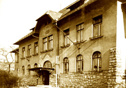 o0a.jpg (27991 bytes)