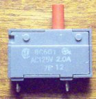 Hosiden 125V/2A megszakt