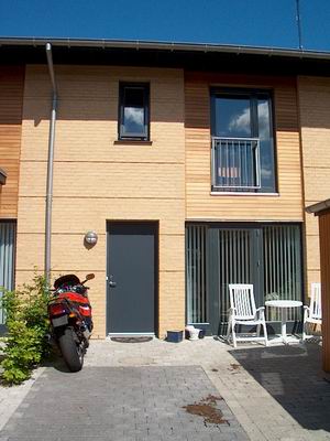 D�nia, Aarhus, lak�h�z