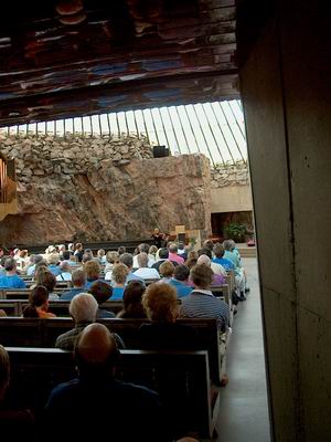 Helsinki, Timo �s Toumo Soumelainen, Sziklatemplom, bels�