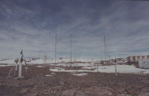 D132