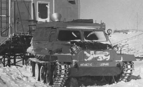 F207