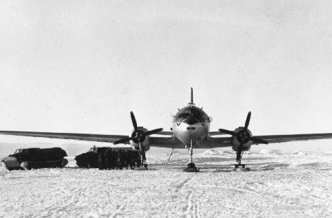 f678
