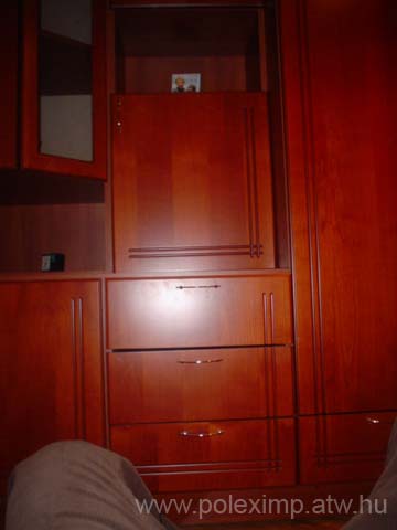 RSZEK007