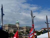 Égnek mered fegyverek / 1