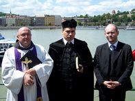 A történelmi egyházak képviseli