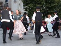 Táncház a Március 15. téren / 2