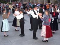 Táncház a Március 15. téren / 4