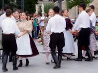 Táncház a Március 15. téren / 8