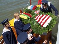 Az ÓMT koszorúja / 4
