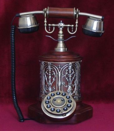 Antik telefon barna natúr 35cm reprodukció_másoltat