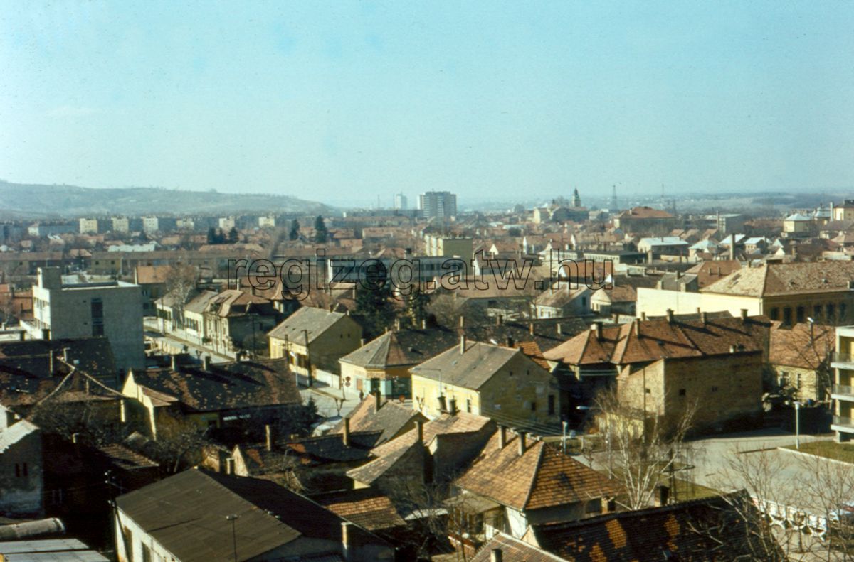 Kisfaludy utca k�rny�ke