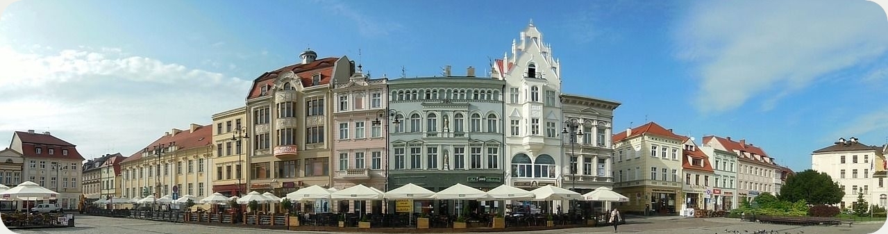 Pitypang tér