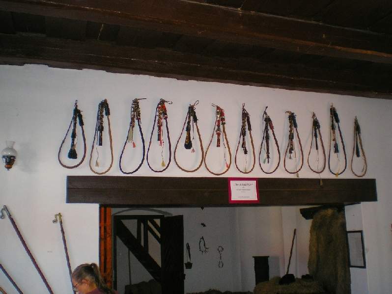 vissza