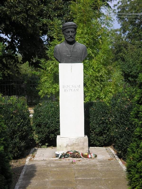 vissza