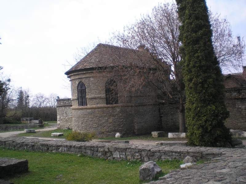 vissza