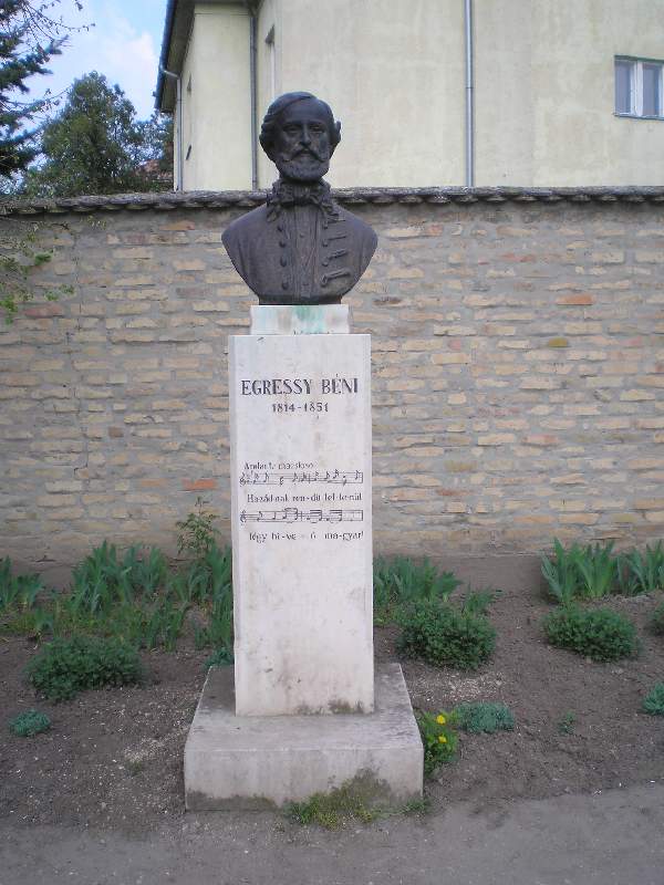 vissza