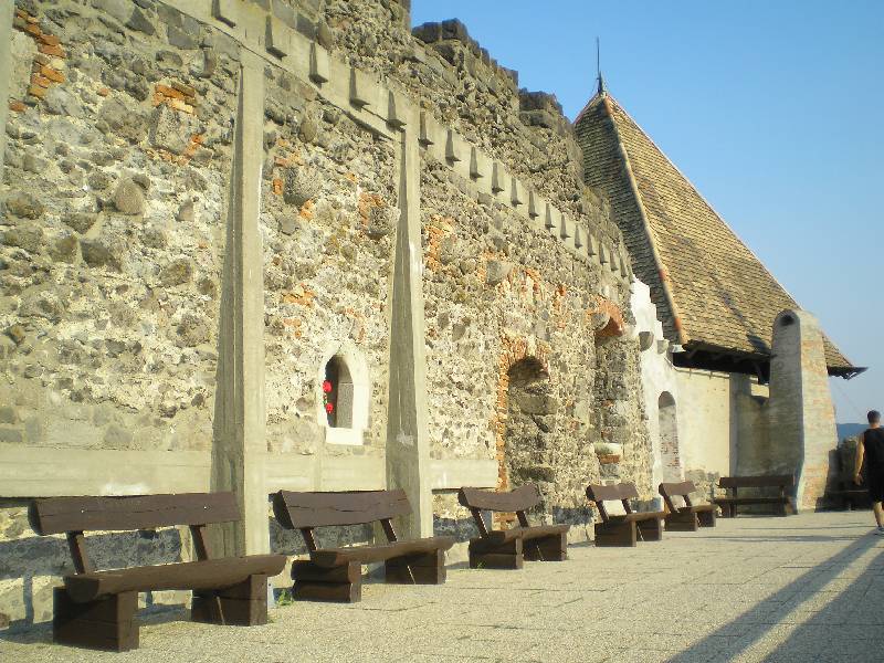 vissza