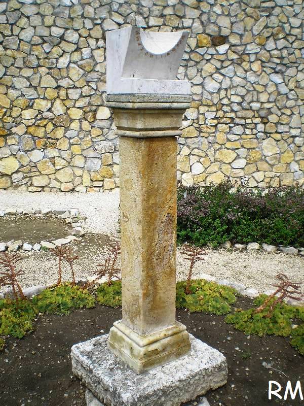 vissza