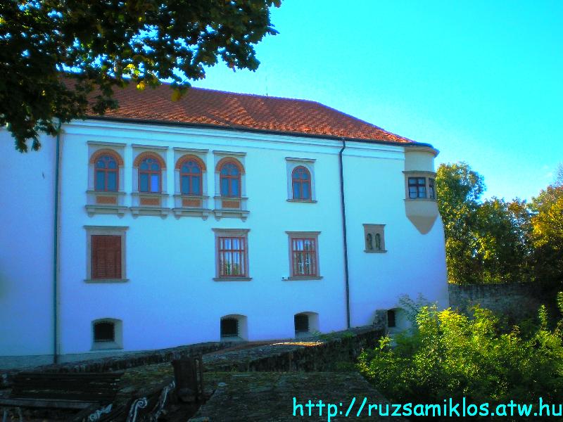 vissza