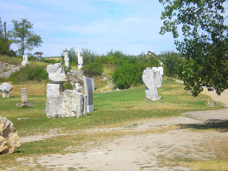 vissza