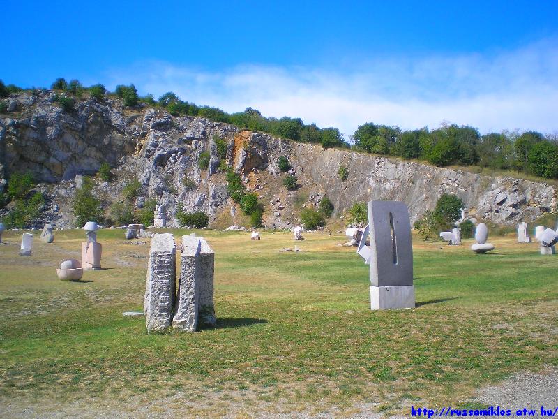 vissza