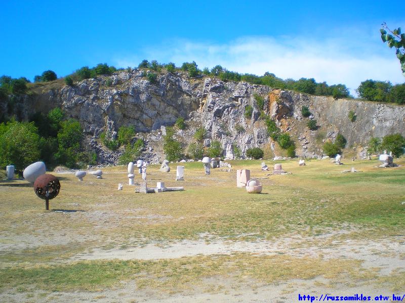 vissza