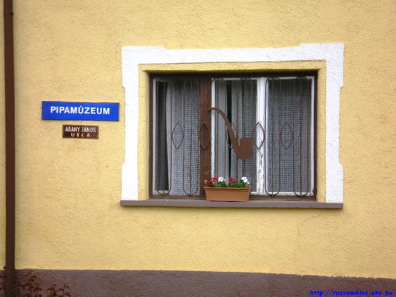 vissza