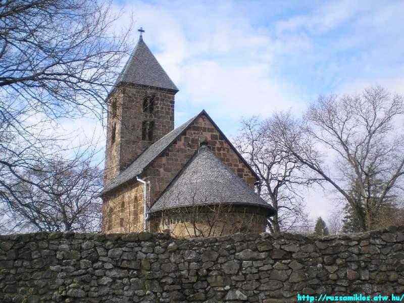 vissza