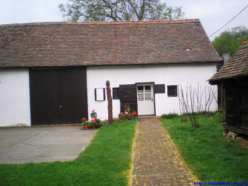 vissza
