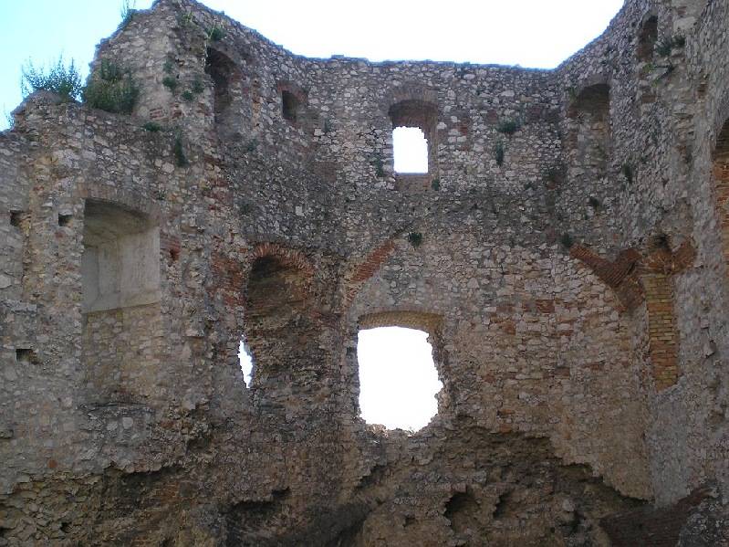 vissza