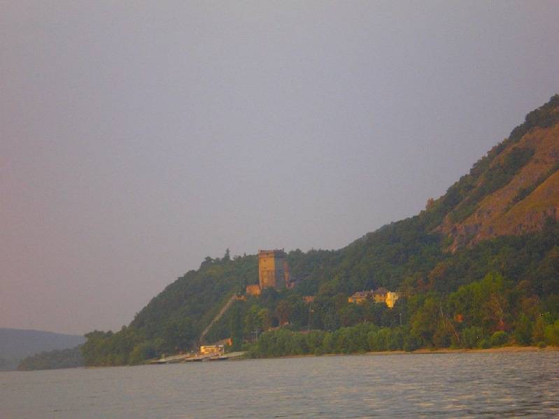 vissza