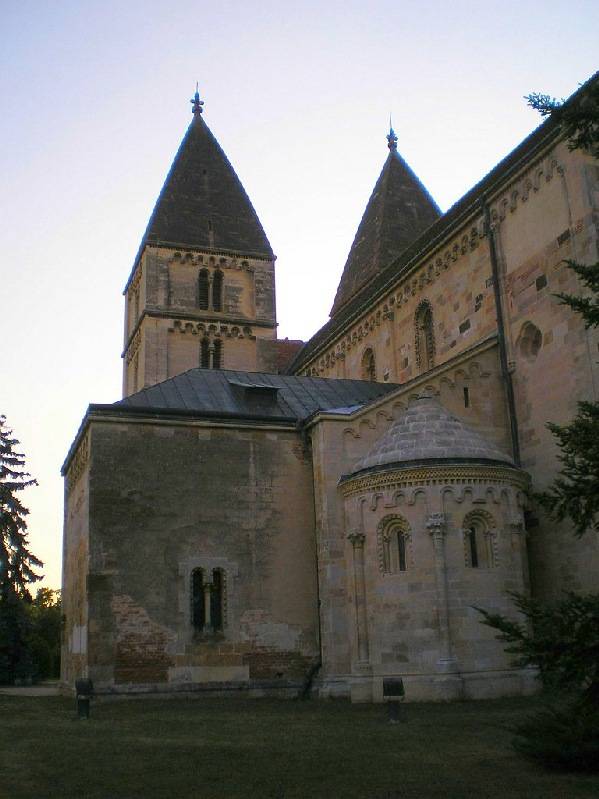 vissza