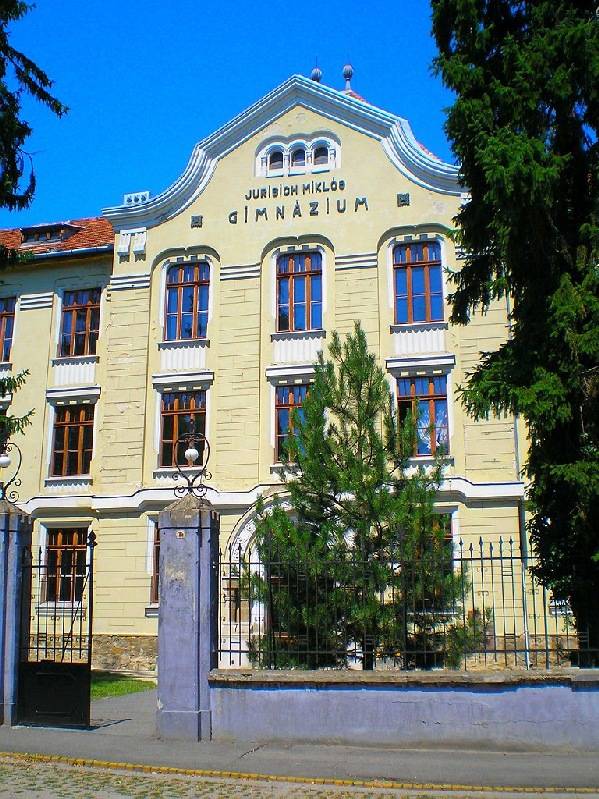 vissza